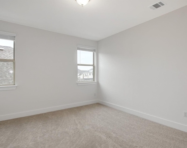 213 Poole Ln - Photo Thumbnail 31