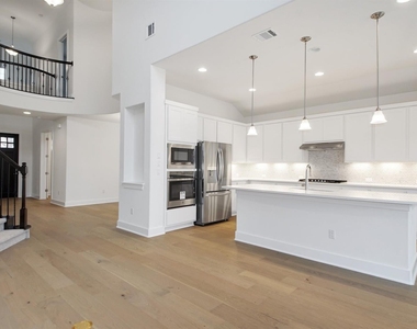 213 Poole Ln - Photo Thumbnail 11