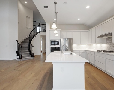 213 Poole Ln - Photo Thumbnail 13