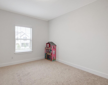 213 Poole Ln - Photo Thumbnail 34