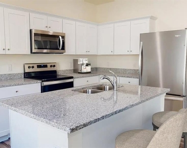 117 Bluegill Dr - Photo Thumbnail 2