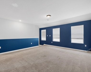 17405 Palo Corona Ln - Photo Thumbnail 35