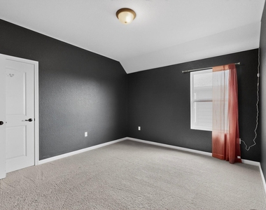 17405 Palo Corona Ln - Photo Thumbnail 23