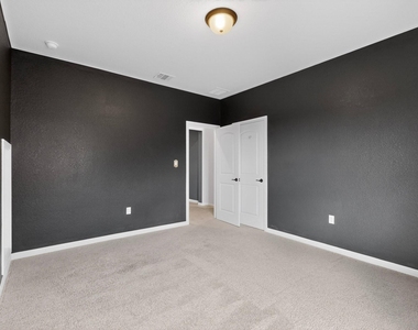 17405 Palo Corona Ln - Photo Thumbnail 24