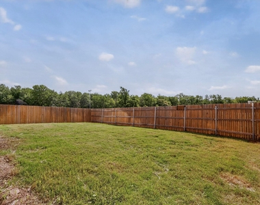 17405 Palo Corona Ln - Photo Thumbnail 38