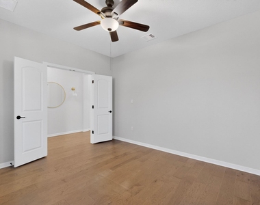 17405 Palo Corona Ln - Photo Thumbnail 10