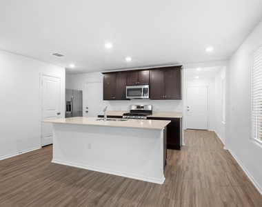 7136 Spotted Leaf Way - Photo Thumbnail 3