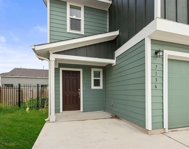 7136 Spotted Leaf Way - Photo Thumbnail 2