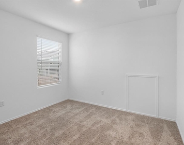 7136 Spotted Leaf Way - Photo Thumbnail 15