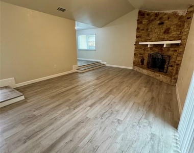 1205 Ramble Creek Dr - Photo Thumbnail 2