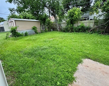 1205 Ramble Creek Dr - Photo Thumbnail 17