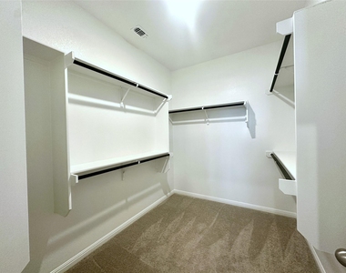 131 Holzinger Bnd - Photo Thumbnail 8