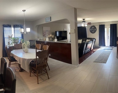 209 Avalanche Ave - Photo Thumbnail 18