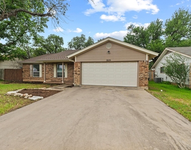 3509 Monument Dr - Photo Thumbnail 1