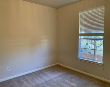 11000 Anderson Mill Rd - Photo Thumbnail 14