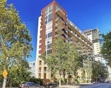 800 W 5th St - Photo Thumbnail 21