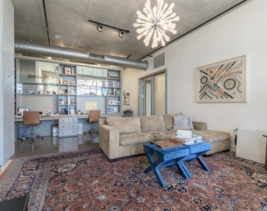800 W 5th St - Photo Thumbnail 13