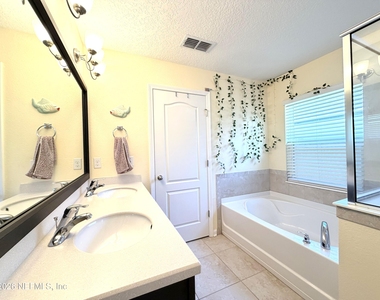 16226 Stanis Court - Photo Thumbnail 16