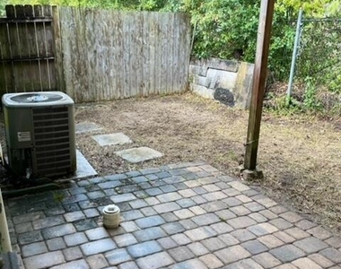8067 Parental Circle - Photo Thumbnail 11