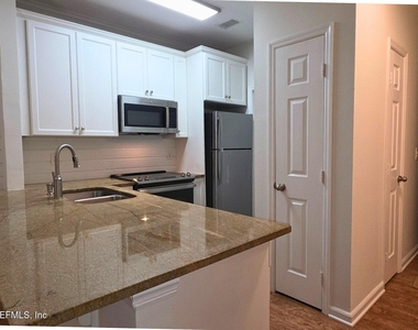 230 Colima Court - Photo Thumbnail 9