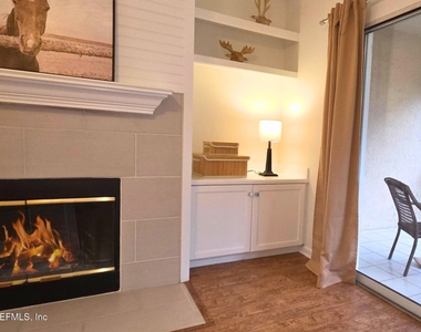 230 Colima Court - Photo Thumbnail 15
