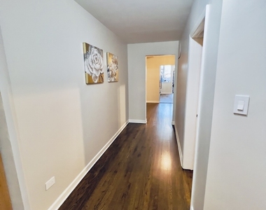 4619 S Michigan Avenue - Photo Thumbnail 4