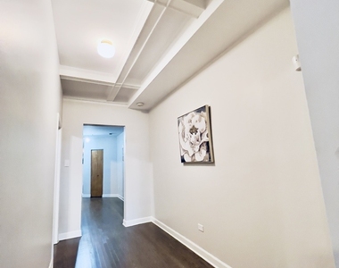 4619 S Michigan Avenue - Photo Thumbnail 5