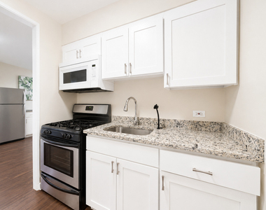 5300 S Shore Drive - Photo Thumbnail 7