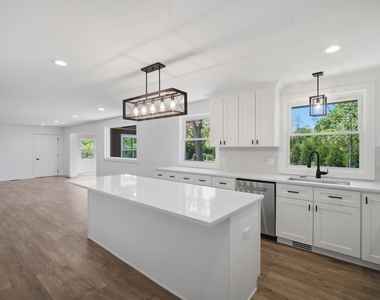 9430 Nashville Avenue - Photo Thumbnail 7