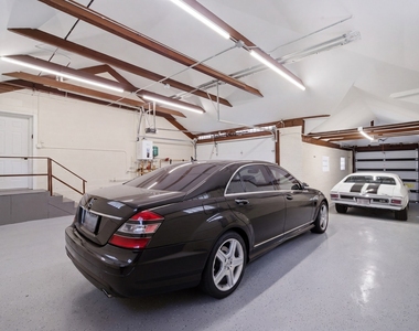 9430 Nashville Avenue - Photo Thumbnail 18