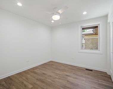 9430 Nashville Avenue - Photo Thumbnail 9