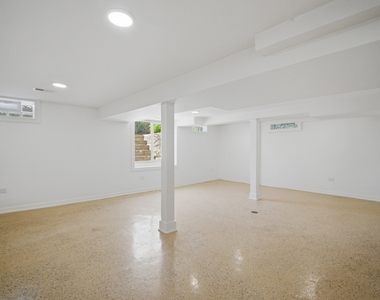 9430 Nashville Avenue - Photo Thumbnail 15