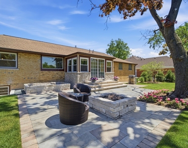 9430 Nashville Avenue - Photo Thumbnail 21