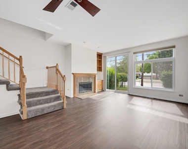 1008 E Wilson Avenue - Photo Thumbnail 4