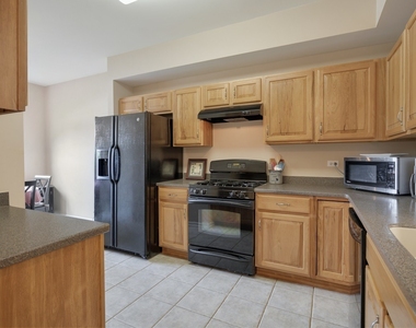 12452 Wedgemere Drive - Photo Thumbnail 2
