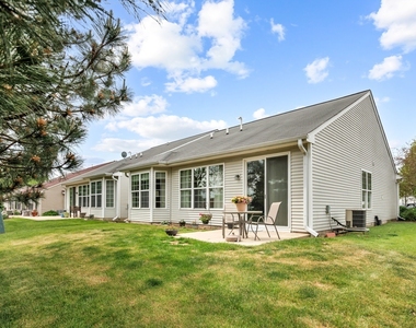 12452 Wedgemere Drive - Photo Thumbnail 17