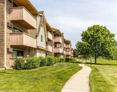 4 Echo Court - Photo Thumbnail 16