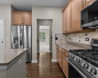 5 Daybreak Terrace - Photo Thumbnail 3