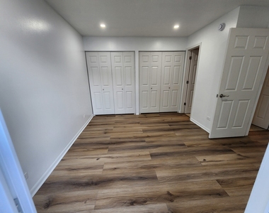 1077 Courtland Drive - Photo Thumbnail 10
