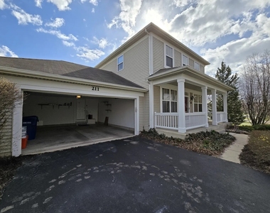 211 Valley View Drive - Photo Thumbnail 5
