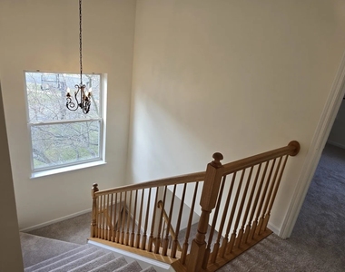 211 Valley View Drive - Photo Thumbnail 20