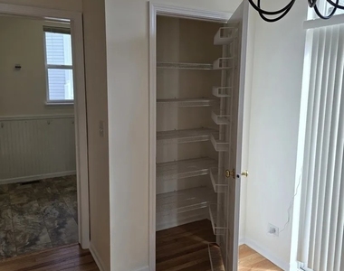 211 Valley View Drive - Photo Thumbnail 17