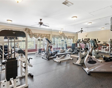 3300 Dogwood Drive - Photo Thumbnail 9