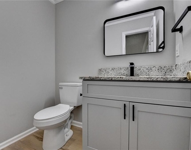 3876 Meadow Creek Drive - Photo Thumbnail 16