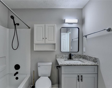 3876 Meadow Creek Drive - Photo Thumbnail 32