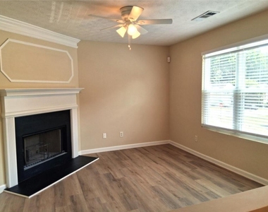 3617 Oakland Spring Court - Photo Thumbnail 8