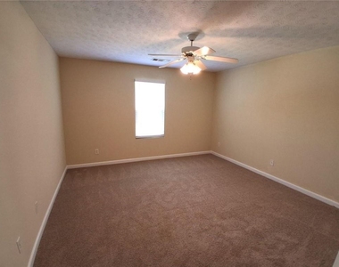 3617 Oakland Spring Court - Photo Thumbnail 17