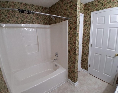 3617 Oakland Spring Court - Photo Thumbnail 22