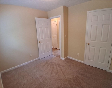 3617 Oakland Spring Court - Photo Thumbnail 23