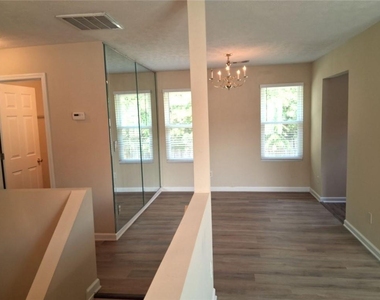 3617 Oakland Spring Court - Photo Thumbnail 12